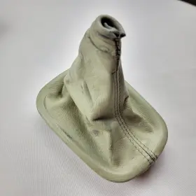 25111220633 Bmw E28 E24 518 525 524 528 535 M535 M5 635 M6 Manual Shift Boot Perlbeige