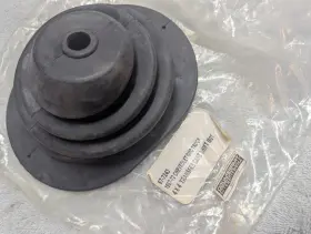 67-7243 Counterpart Automotive 1967 - 1972 Chevy Gmc Truck 4x4 Transfer Case Shift Boot