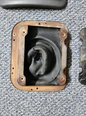 4338712 Dodge 1987 1988 1989 Dakota 5-speed Shift Shifter Boot Nos Mopar # Oem #3