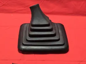 276358 Ford 87 96 97 F250 F350 Zf5 5 Speed Shifter Shift Boot With Screws