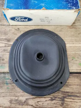 D5tz-7277-a Ford Nos Oem 1973-1978 Truck F600 F700 F800 Rubber Shift Boot Assy #2