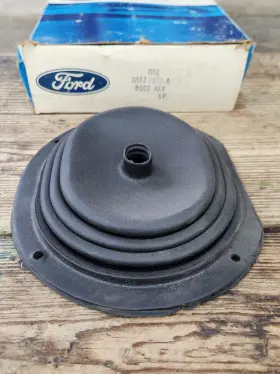 D5tz-7277-a Ford Nos Oem 1973-1978 Truck F600 F700 F800 Rubber Shift Boot Assy #3