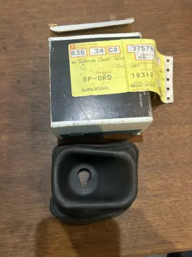 3757866 General Motors / Gm 1959 1960 1961 1962 C1 Corvette 4 Speed Shift Boot Nos Ncrs