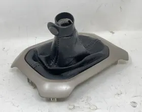 06121406 Jeep 2015-2018 Renegade Manual Leather Center Console Floor Gear Shifter Boot Oe