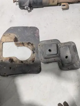 5752141 Jeep T179 Dana 300 Shifter Boot And Tunnel Cover