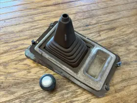 Nissan 79-83 280zx Datsun 5 Speed Shifter / Plate Boot Brown With Knob Trim #3
