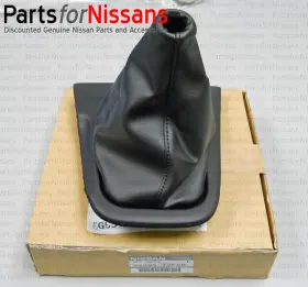 96935-70f06 Nissan Genuine Boot Console #3