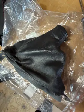 Nis-300-9096-ebb-vbla Oem E Brake Boot Cover Leather For Nissan 300zx Z32 1990-1996 Black